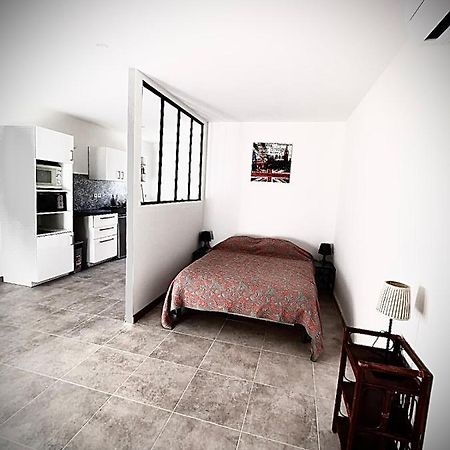 Lodging Au Milieu Des Vignes & Des Etoiles Saint-Jean-de-Fos 외부 사진